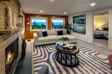 6533 38th Avenue SW Seattle WA 98126