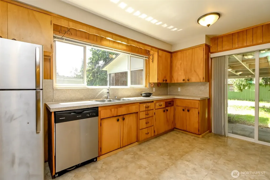 9410 355th Street S Mckenna WA 98558