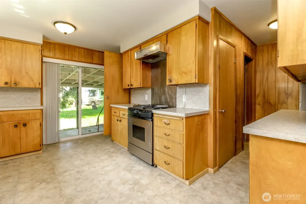 9410 355th Street S Mckenna WA 98558