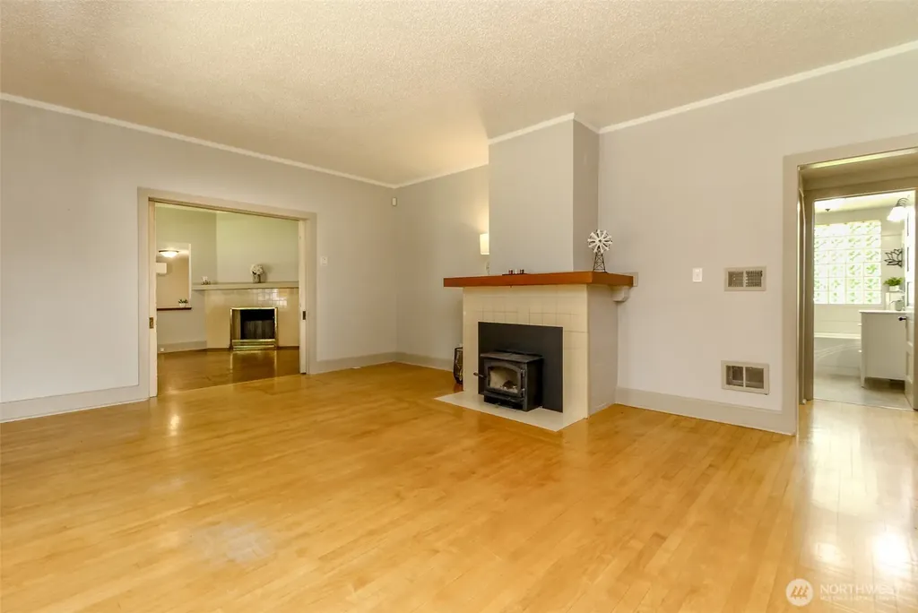 9410 355th Street S Mckenna WA 98558