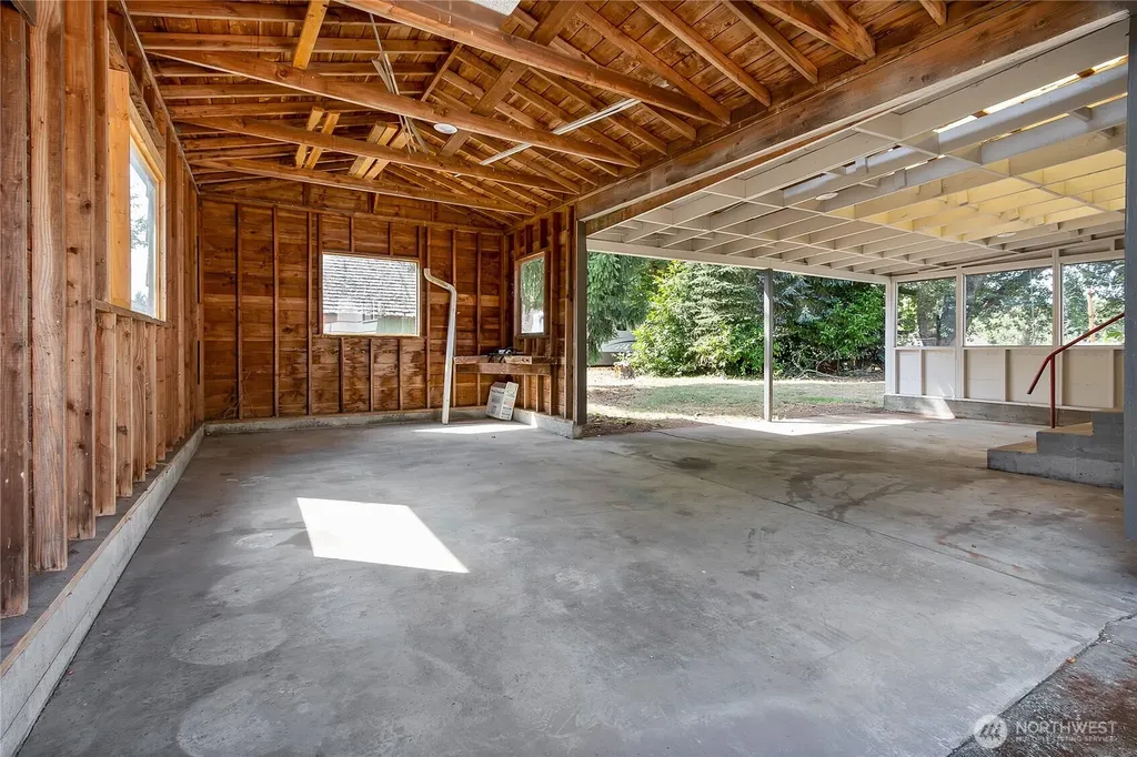 9410 355th Street S Mckenna WA 98558