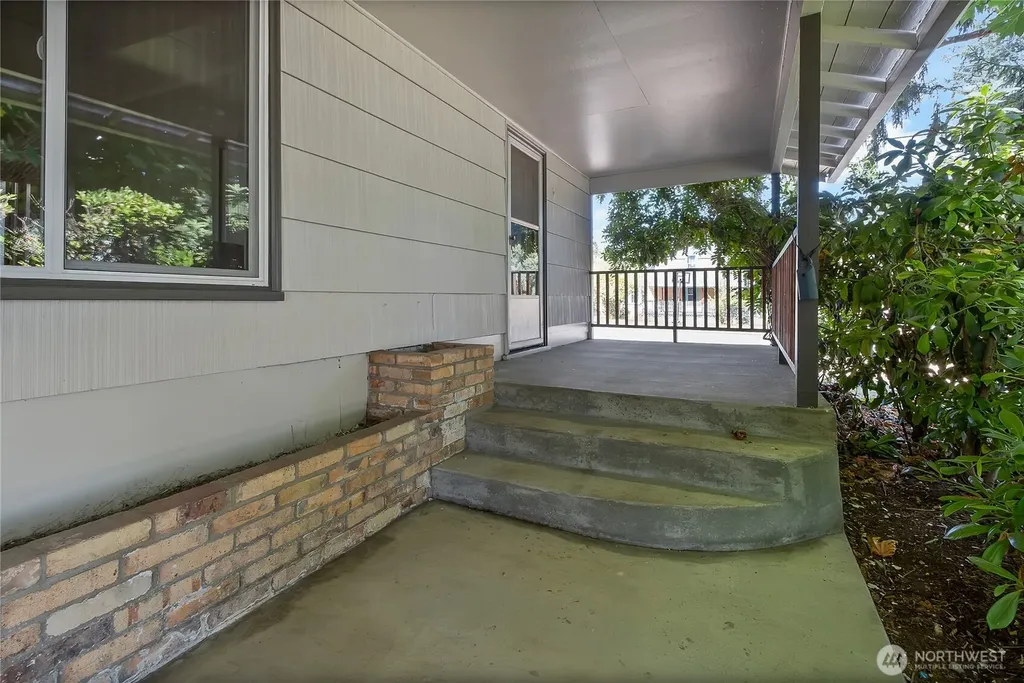 9410 355th Street S Mckenna WA 98558