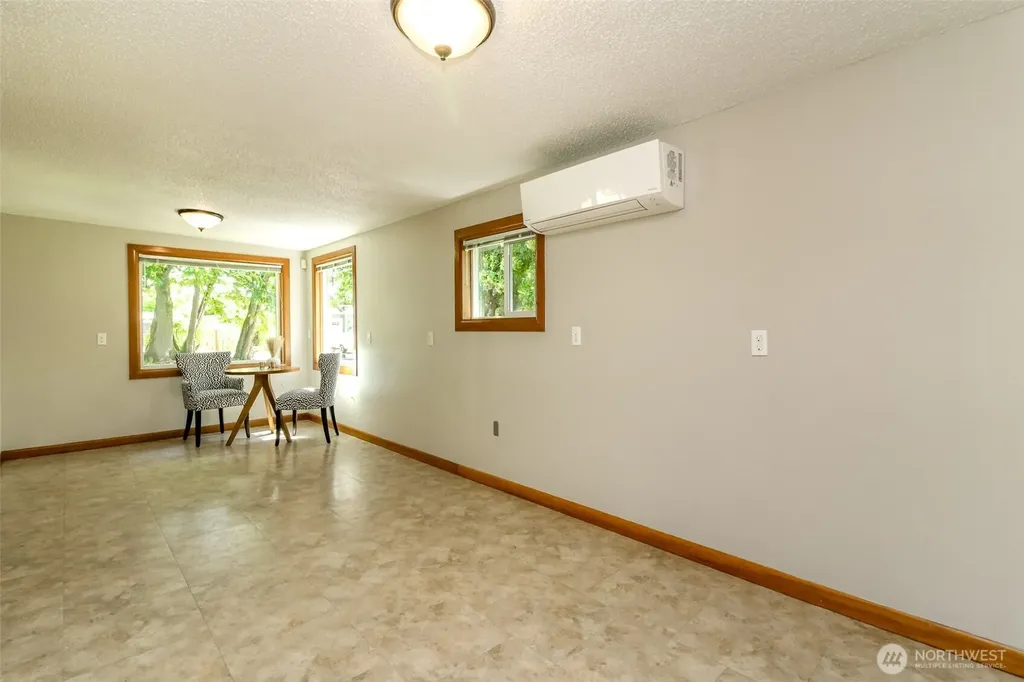 9410 355th Street S Mckenna WA 98558