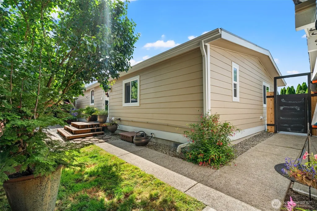 7719 223rd Street SW Edmonds WA 98026