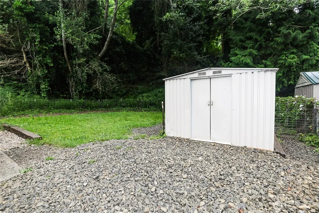 1312 E Summit Street Aberdeen WA 98520