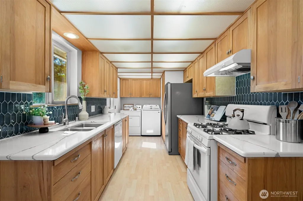 3112 Greenwood Avenue Bellingham WA 98225