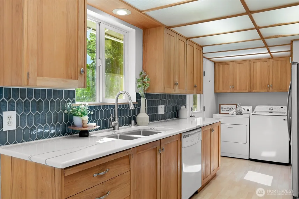 3112 Greenwood Avenue Bellingham WA 98225