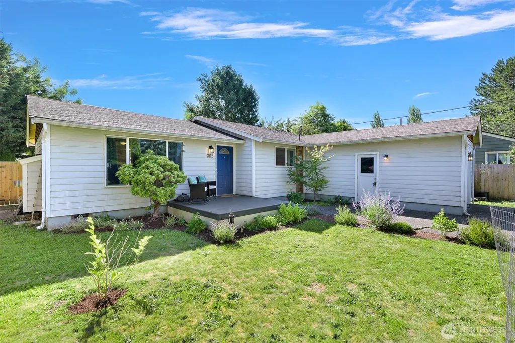 3112 Greenwood Avenue Bellingham WA 98225