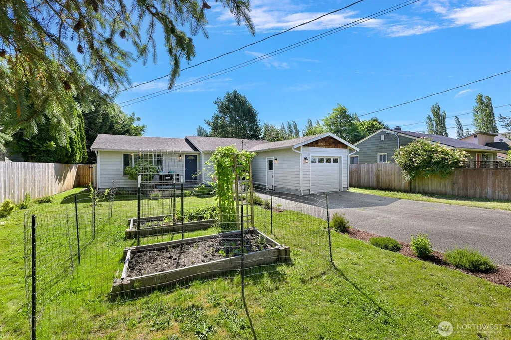 3112 Greenwood Avenue Bellingham WA 98225
