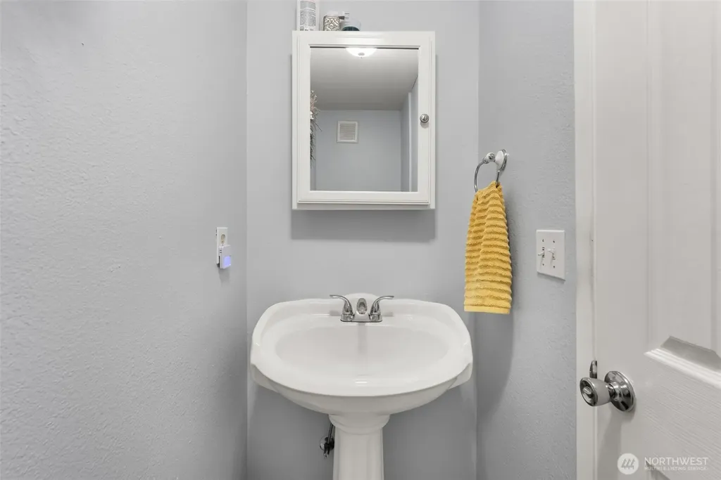 8538 48th Court NE Olympia WA 98516