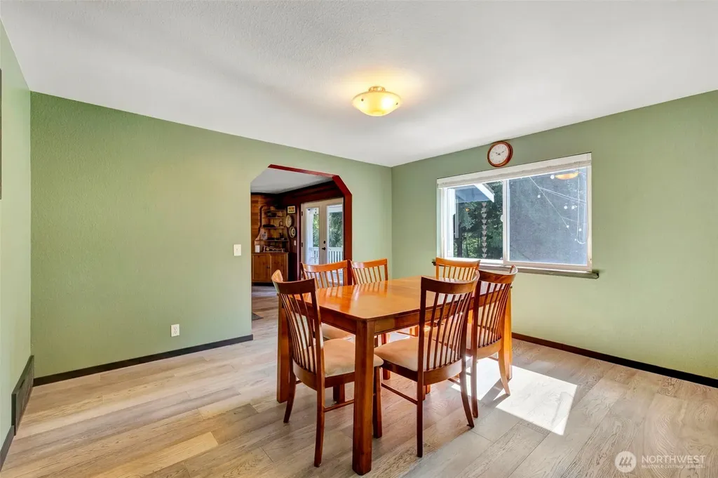 28210 187th Avenue SE Kent WA 98042