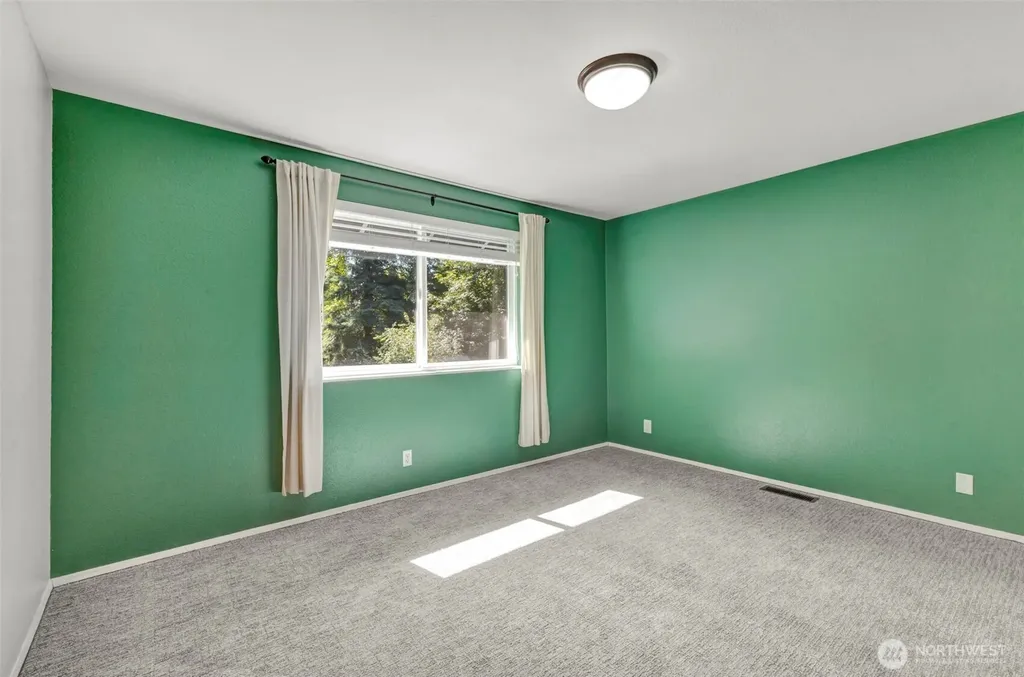 28210 187th Avenue SE Kent WA 98042