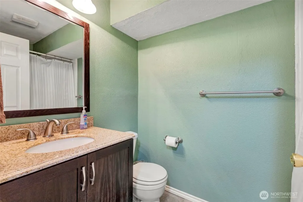 28210 187th Avenue SE Kent WA 98042