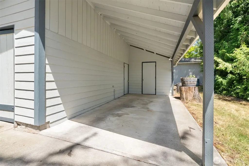 1248 S 129th Street Burien WA 98168
