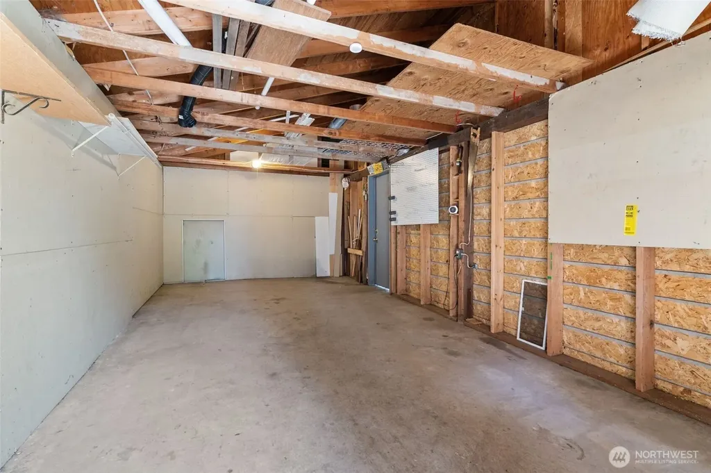 1248 S 129th Street Burien WA 98168