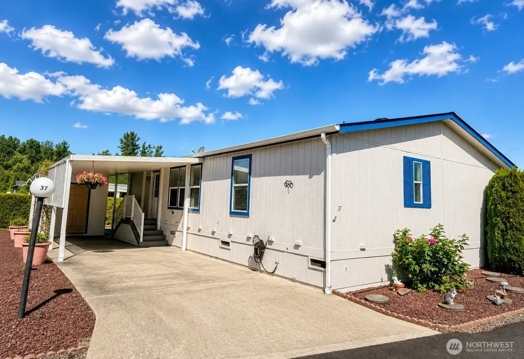 14727 43rd Avenue NE Marysville WA 98271