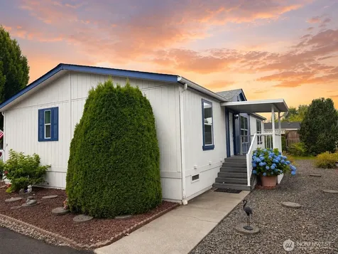 14727 43rd Avenue NE Marysville WA 98271