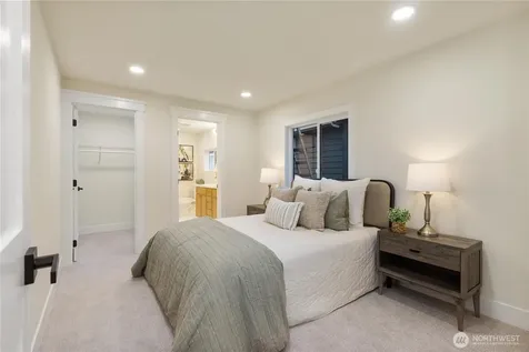 715 27th Avenue Seattle WA 98122