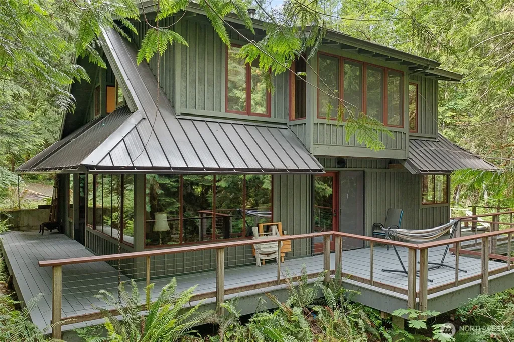 315 Coyote Road Brinnon WA 98320