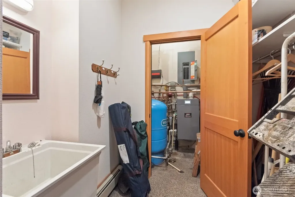 315 Coyote Road Brinnon WA 98320