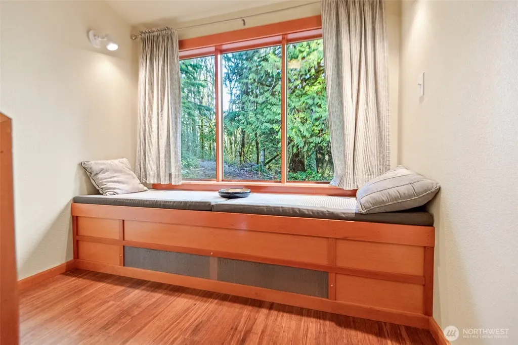 315 Coyote Road Brinnon WA 98320
