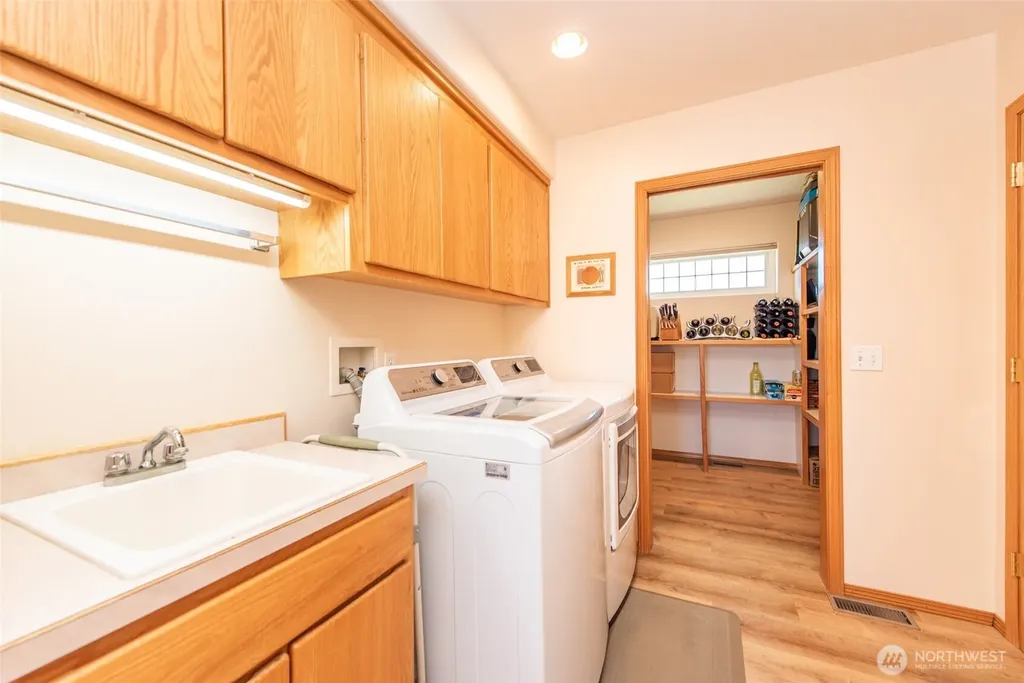 73 Greywolf Road Sequim WA 98382