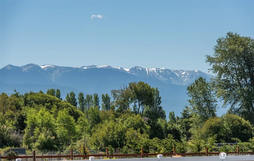 73 Greywolf Road Sequim WA 98382