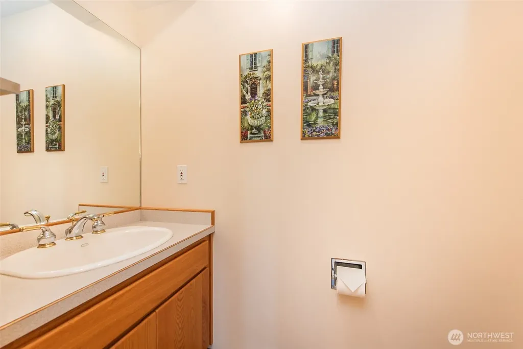 73 Greywolf Road Sequim WA 98382