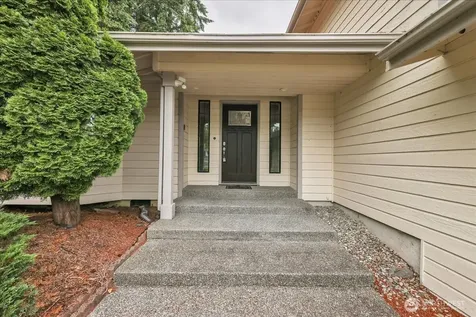 32027 11th Avenue SW Federal Way WA 98023