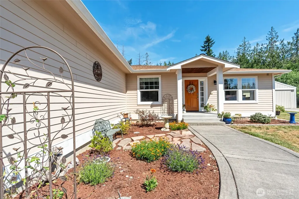 451 Rhododendron Drive Sequim WA 98382