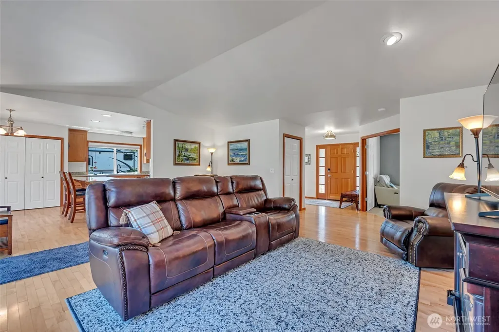 451 Rhododendron Drive Sequim WA 98382