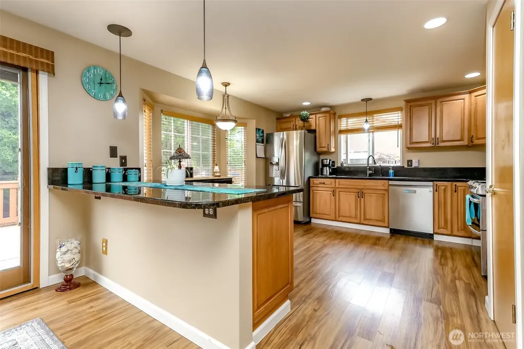 1615 57th Avenue NE Tacoma WA 98422