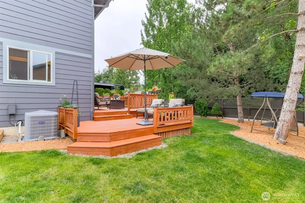 1615 57th Avenue NE Tacoma WA 98422