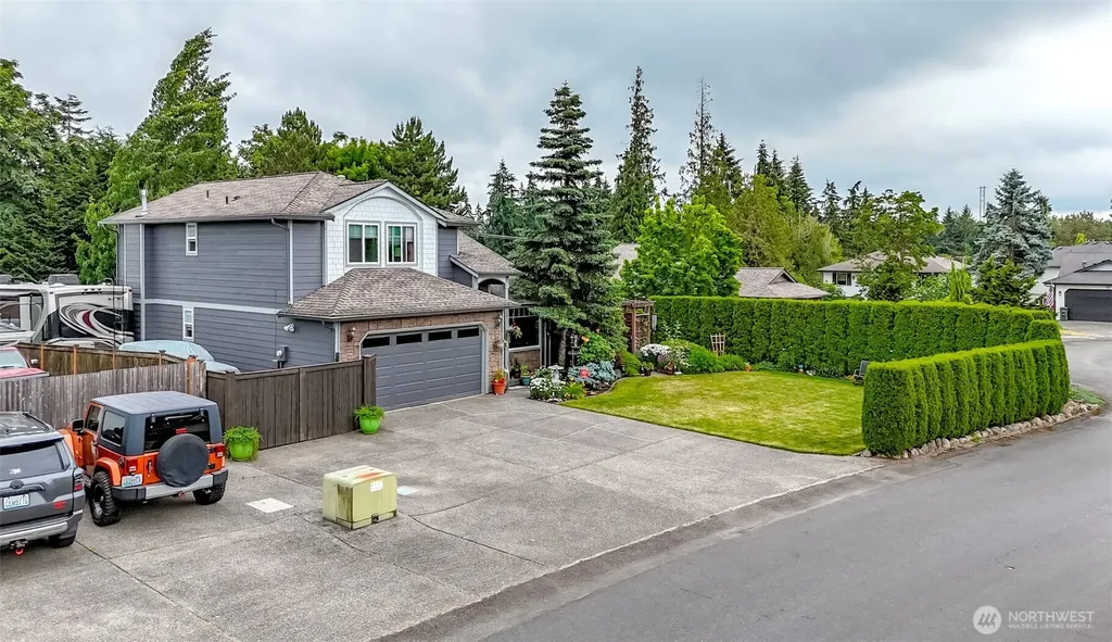 1615 57th Avenue NE Tacoma WA 98422