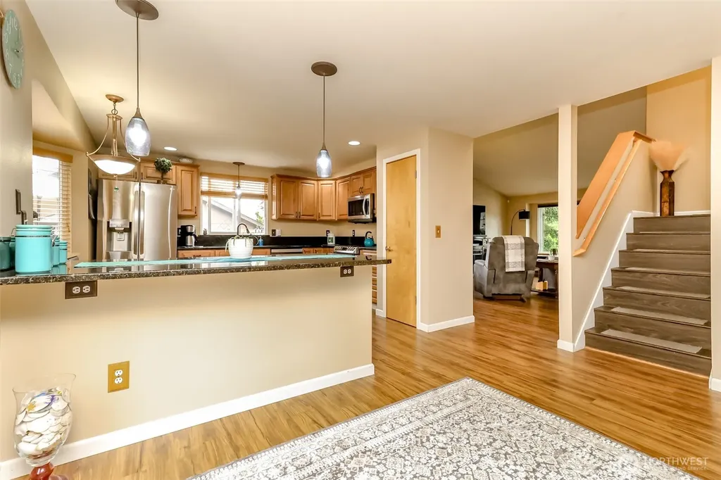 1615 57th Avenue NE Tacoma WA 98422