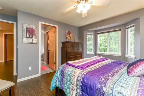 1615 57th Avenue NE Tacoma WA 98422