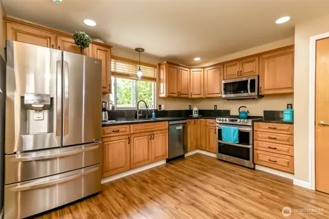 1615 57th Avenue NE Tacoma WA 98422