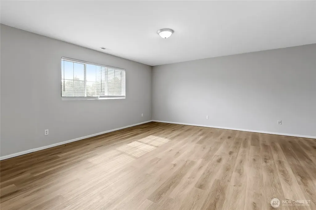 3240 Destination Avenue E Fife WA 98424