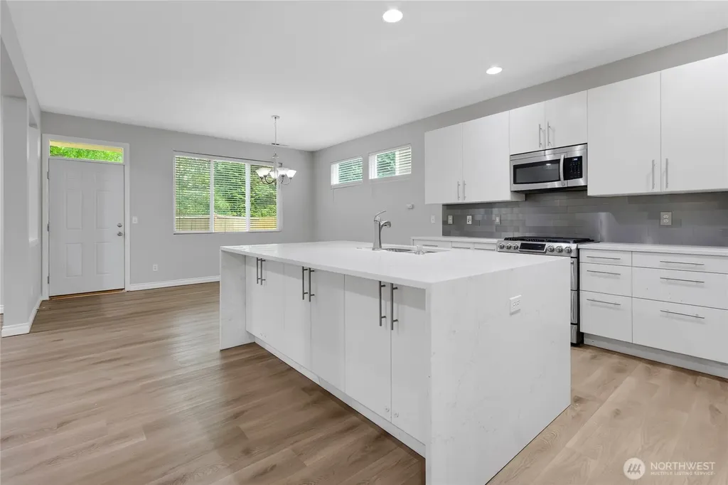 3240 Destination Avenue E Fife WA 98424