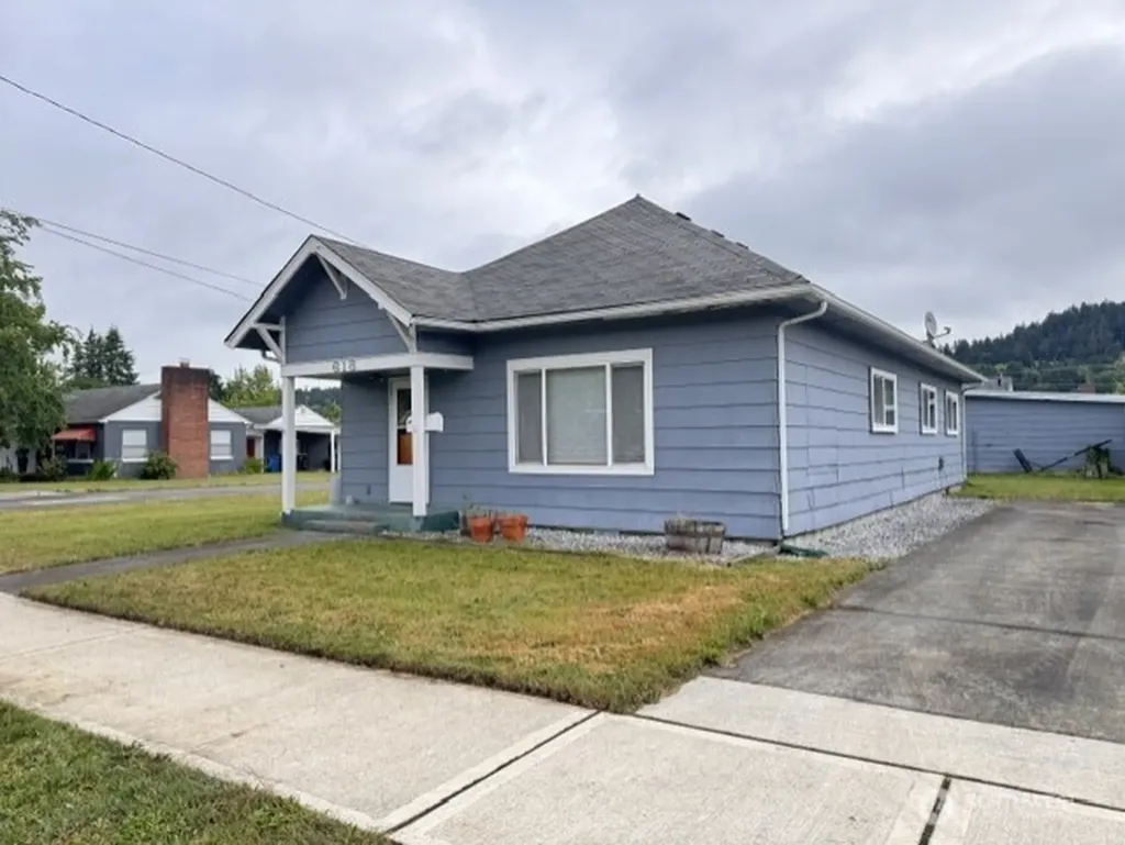 618 SW Chehalis Avenue Chehalis WA 98532