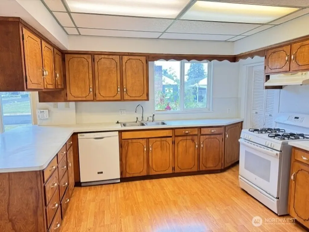 618 SW Chehalis Avenue Chehalis WA 98532
