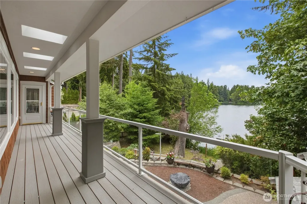 18626 Tapaderos Street SE Yelm WA 98597