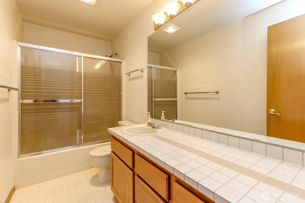 7415 92nd Avenue Ct SW Lakewood WA 98498
