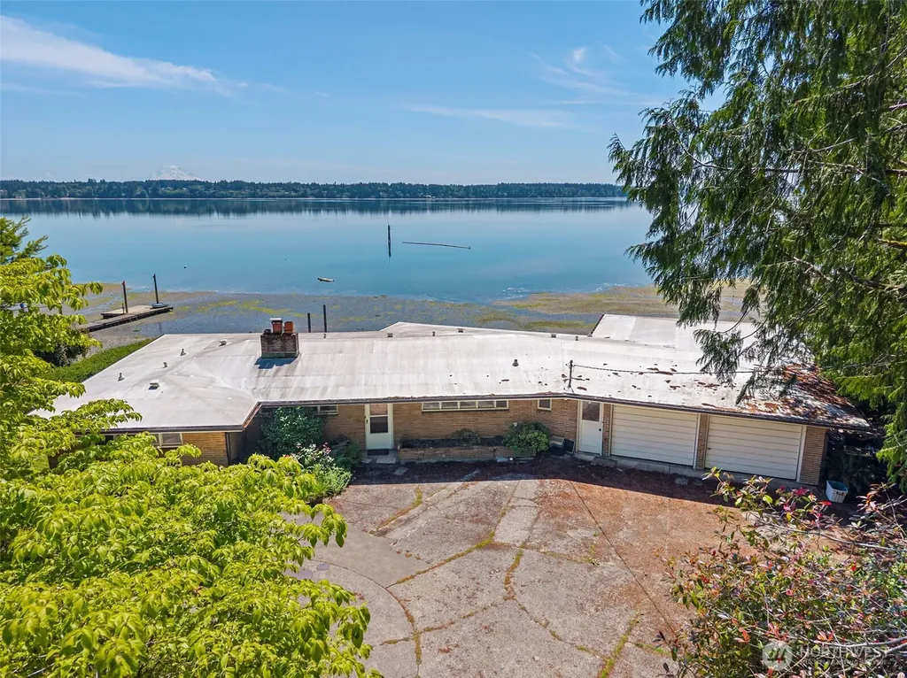 2417 Beach View Lane NW Olympia WA 98502