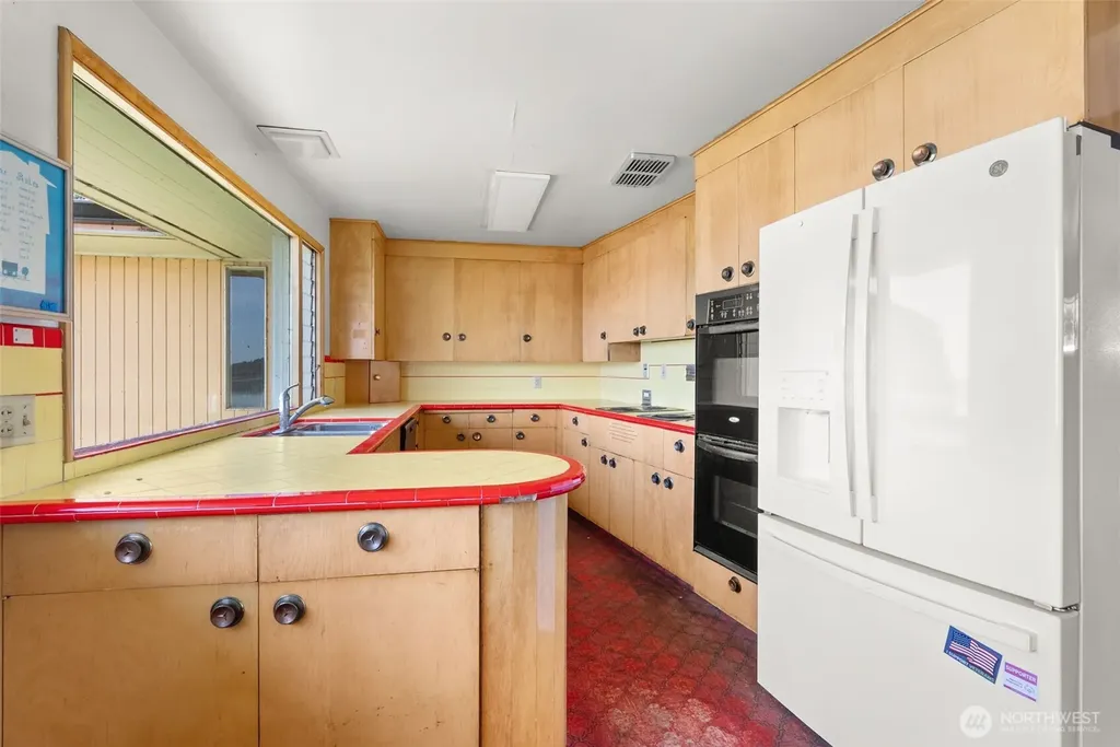 2417 Beach View Lane NW Olympia WA 98502