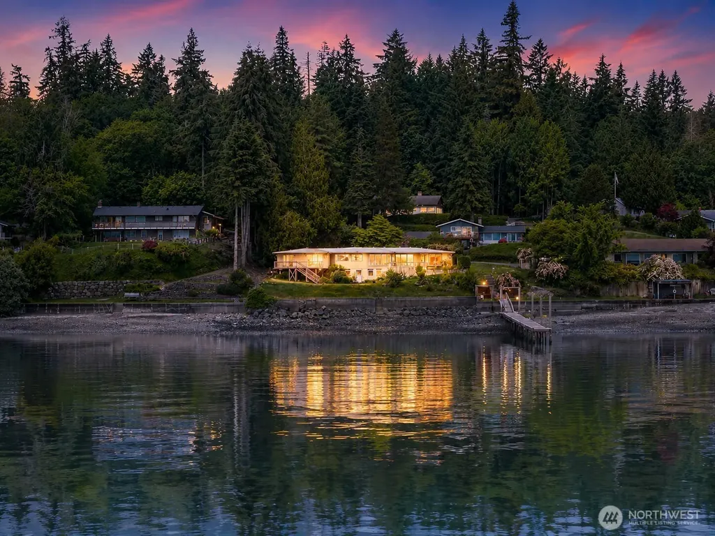 2417 Beach View Lane NW Olympia WA 98502