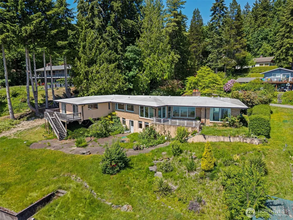 2417 Beach View Lane NW Olympia WA 98502
