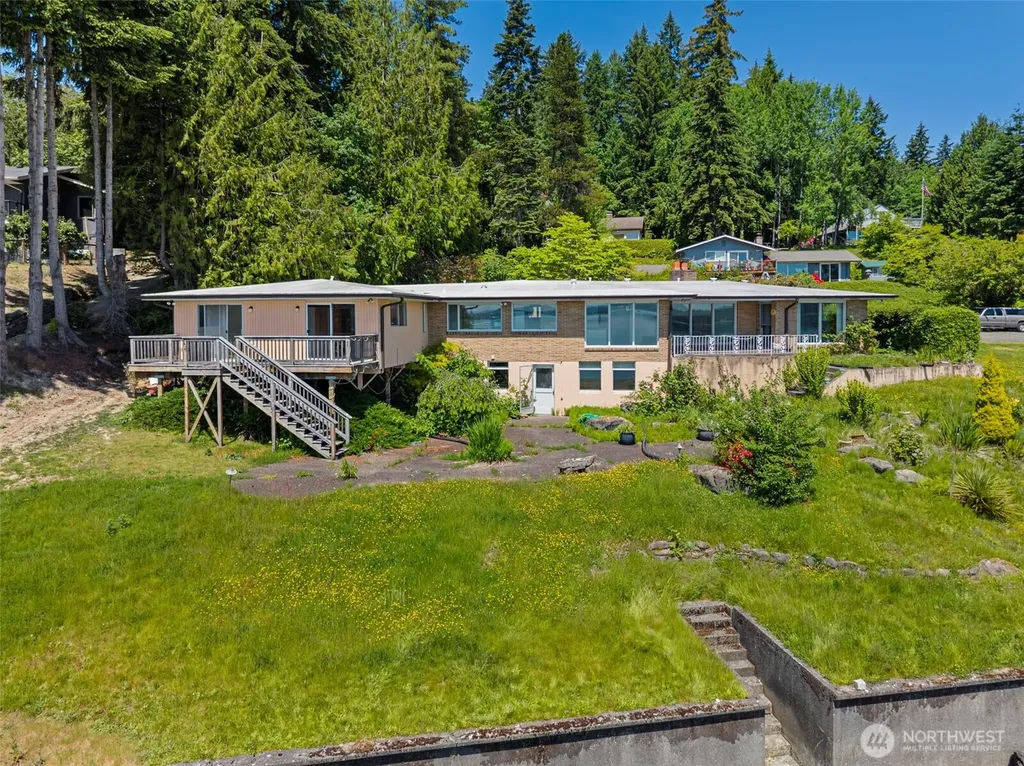 2417 Beach View Lane NW Olympia WA 98502