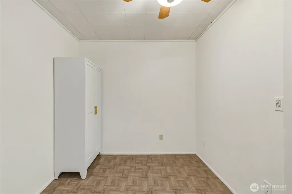 1447 9th Avenue Longview WA 98632