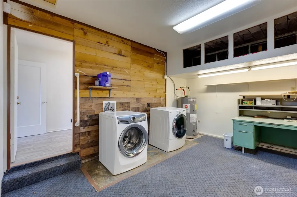 1447 9th Avenue Longview WA 98632